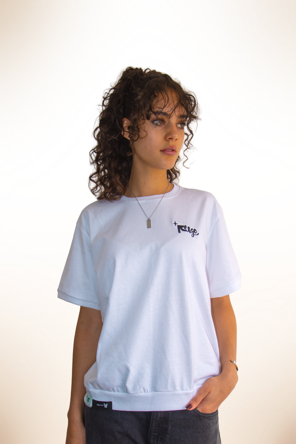Resilience tee Unisex